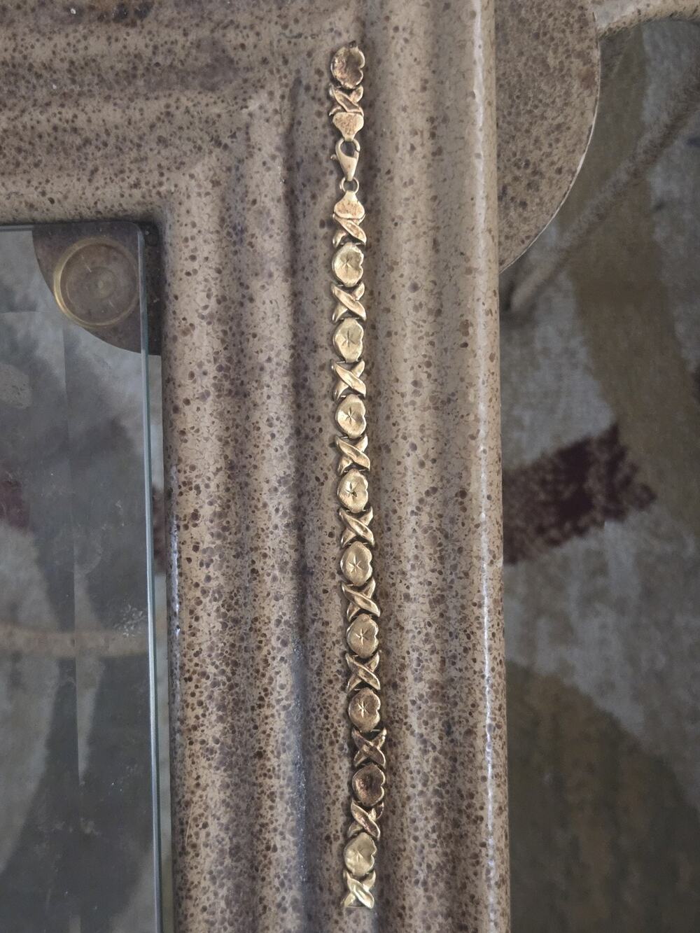 Vintage Original 1980’s 14k Yellow Gold XOXO 8mm Bracelet, Needs Repair